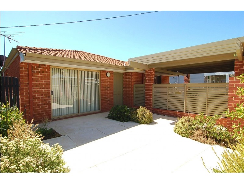 6 Bertie Street, Guildford WA 6055