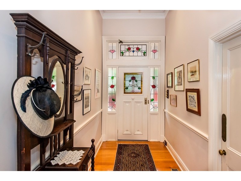 11 Turton Street, Guildford WA 6055