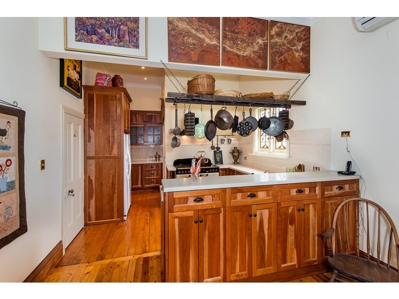 11 Turton Street, Guildford WA 6055