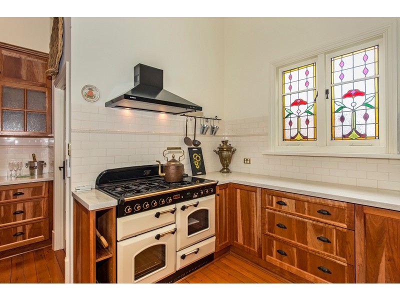 11 Turton Street, Guildford WA 6055