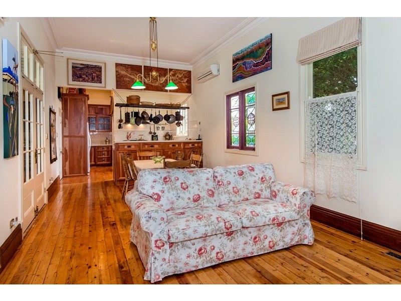 11 Turton Street, Guildford WA 6055