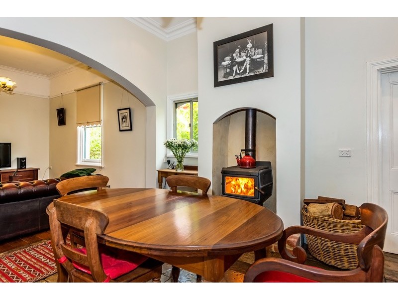 7 Olive Street, Guildford WA 6055