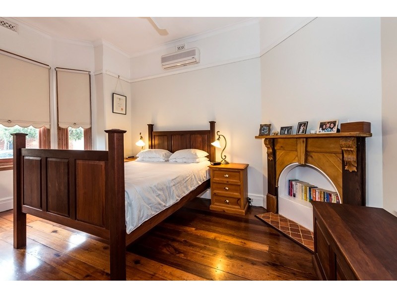 7 Olive Street, Guildford WA 6055