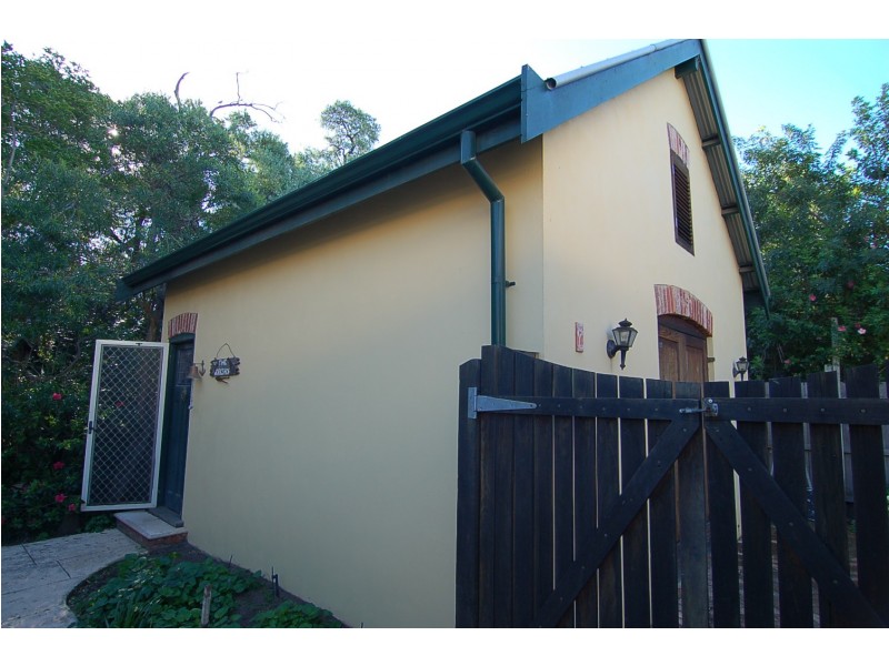 7 Olive Street, Guildford WA 6055