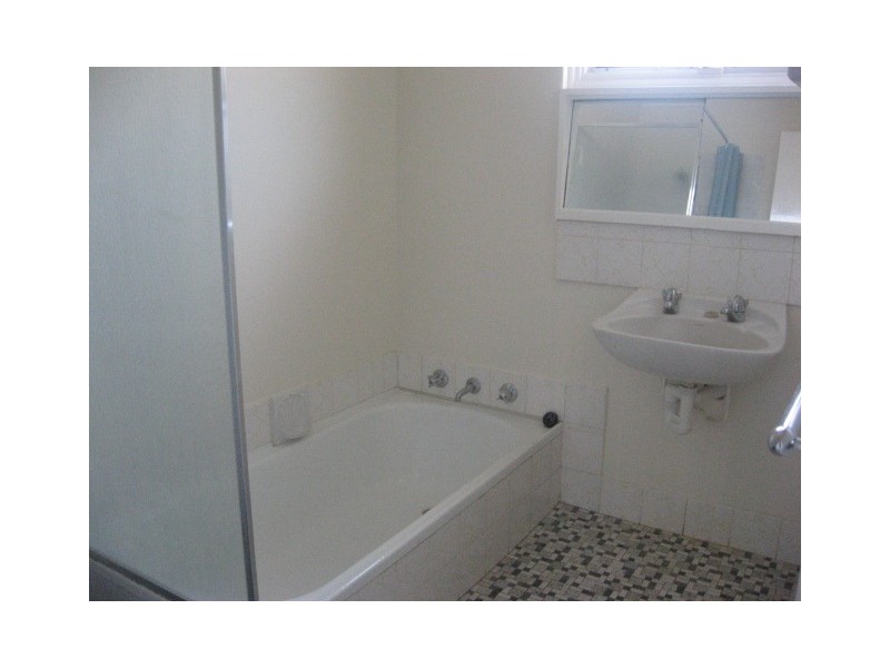 2 Garnsworthy Place, Bassendean WA 6054