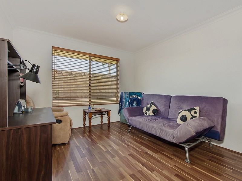 11 Kylee Close, South Guildford WA 6055