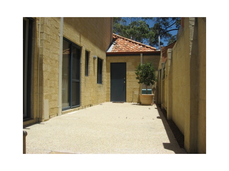 24 Wittenoom, East Perth WA 6004