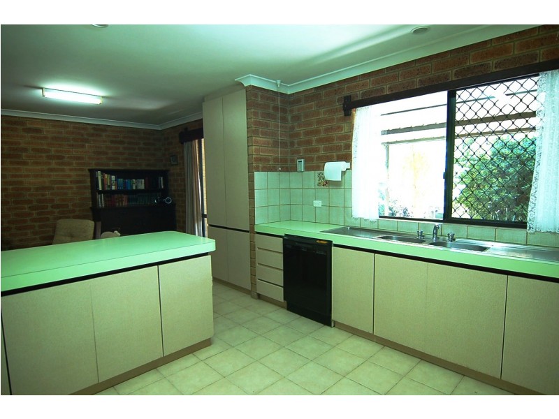 39 Hamilton St,, Bassendean WA 6054