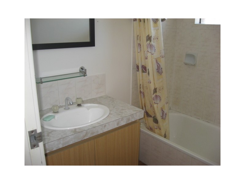 2/37 Seventh Ave, Bassendean WA 6054