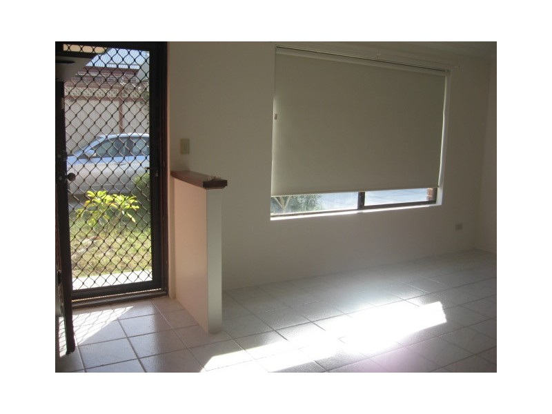 2/37 Seventh Ave, Bassendean WA 6054