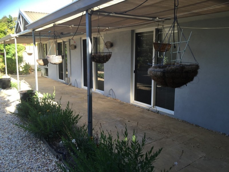 92 Buckingham Rd, Swan View WA 6056