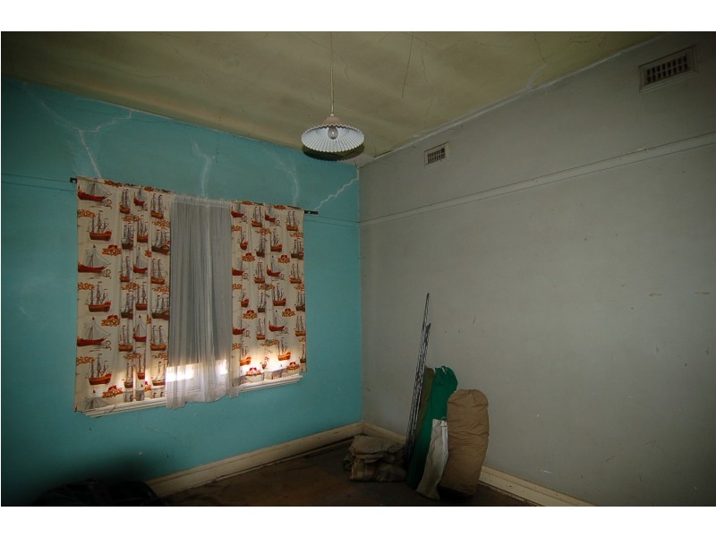 6 Briggs Street, Bassendean WA 6054