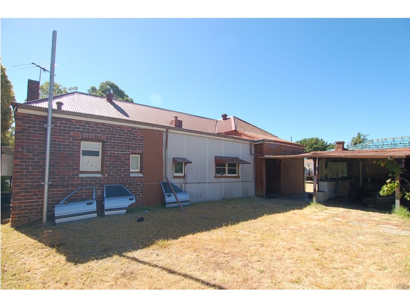 6 Briggs Street, Bassendean WA 6054