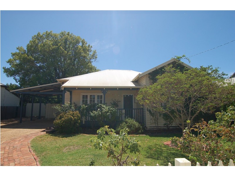 20 Tennyson Street, Bellevue WA 6056