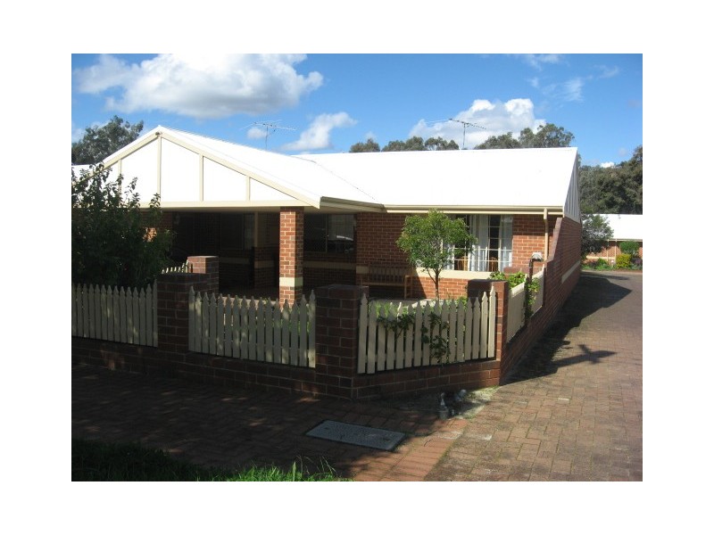 3/10 East Street, Guildford WA 6055