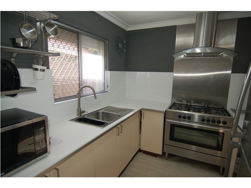 23 Sutherland Close, Guildford WA 6055