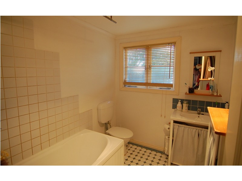 65 Charles Street (West), Midland WA 6056