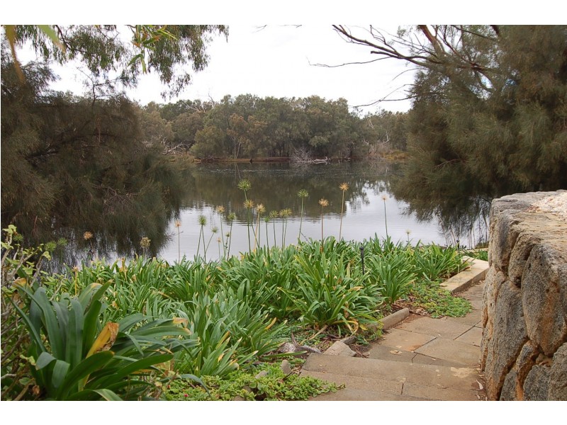 67 North Road, Bassendean WA 6054