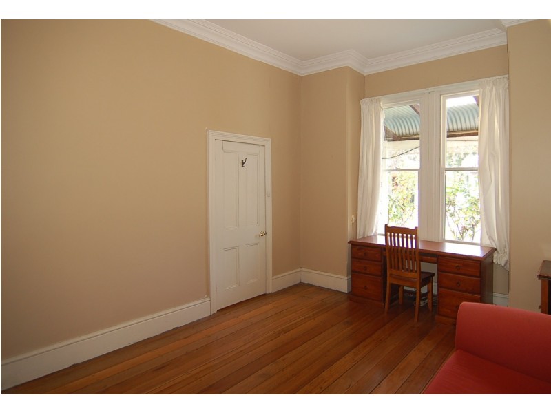 5 Bertie Street, Guildford WA 6055
