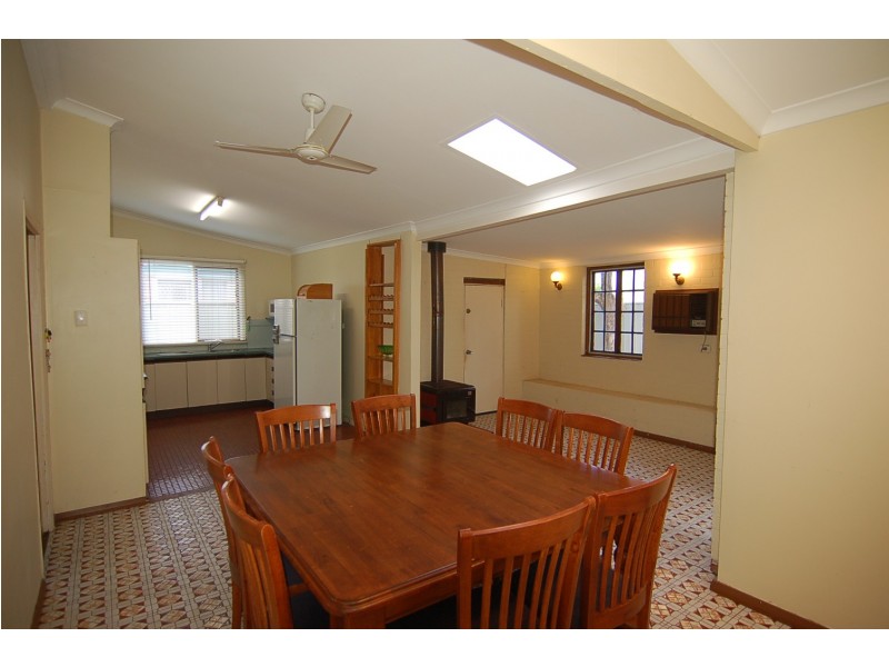 5 Bertie Street, Guildford WA 6055