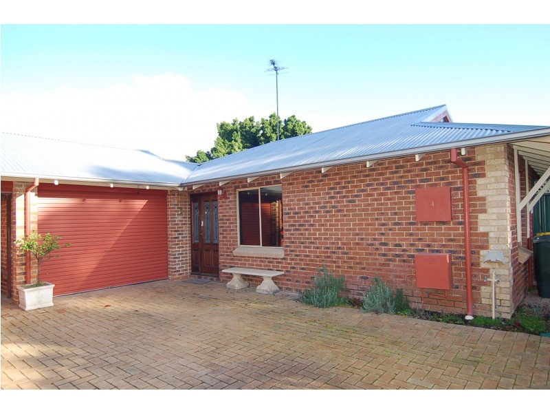 4/26 Montreal Road, Woodbridge WA 6056