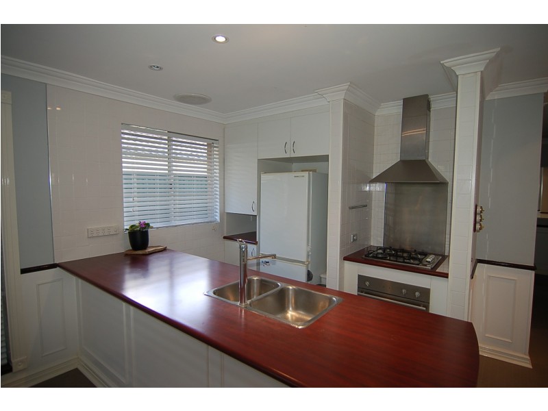 4/26 Montreal Road, Woodbridge WA 6056