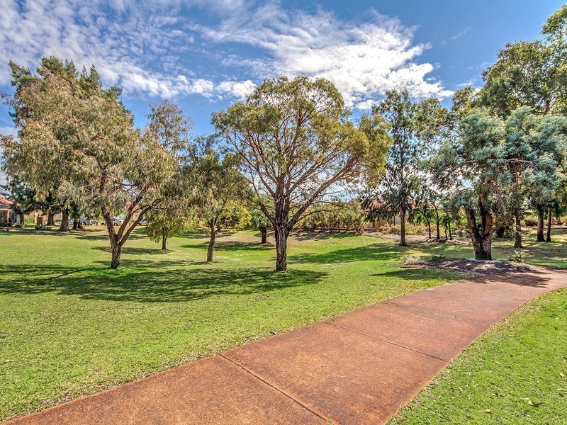 3/21 McWhae Gardens, Bayswater WA 6053