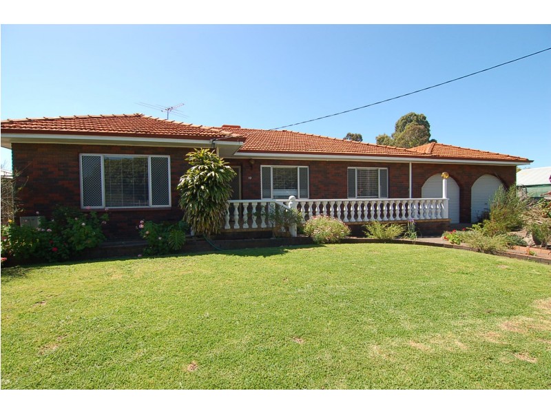 10 Helena Street, Guildford WA 6055