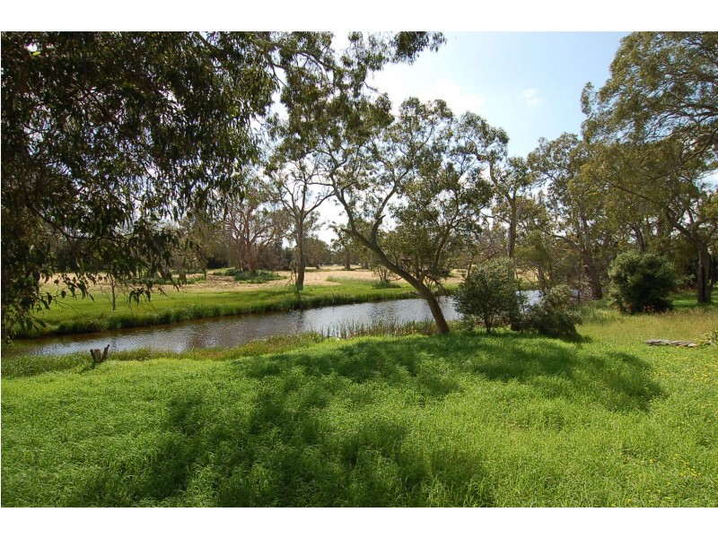 4 Meares Street, Guildford WA 6055
