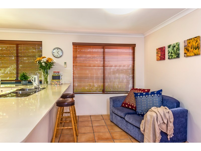 8 Houghton Close, South Guildford WA 6055