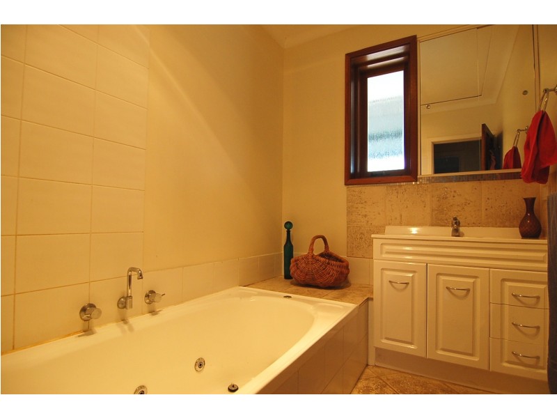 29 Lukin Way, Bassendean WA 6054