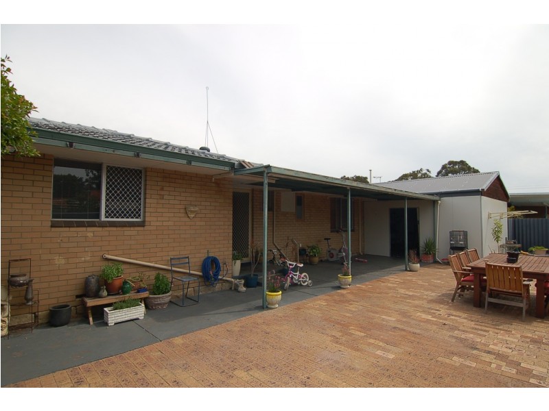 29 Lukin Way, Bassendean WA 6054