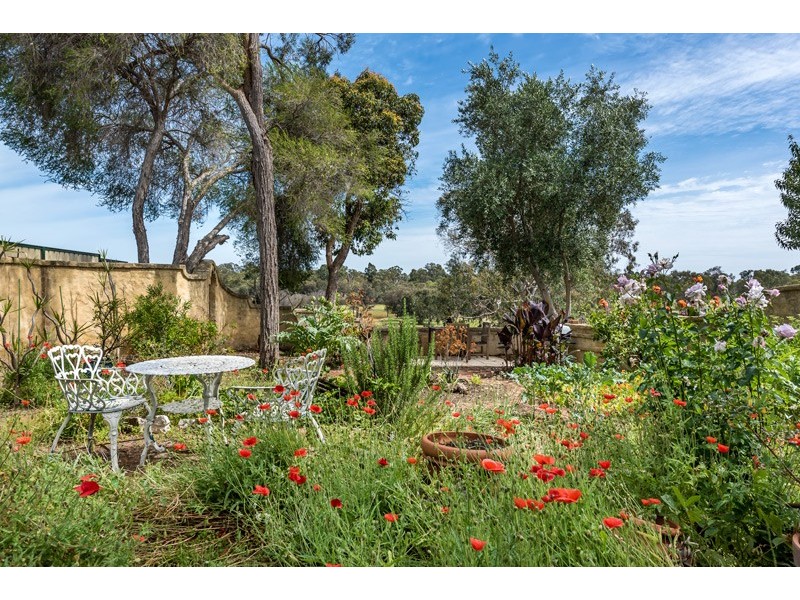 88 Terrace Road, Guildford WA 6055