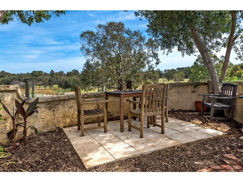 88 Terrace Road, Guildford WA 6055