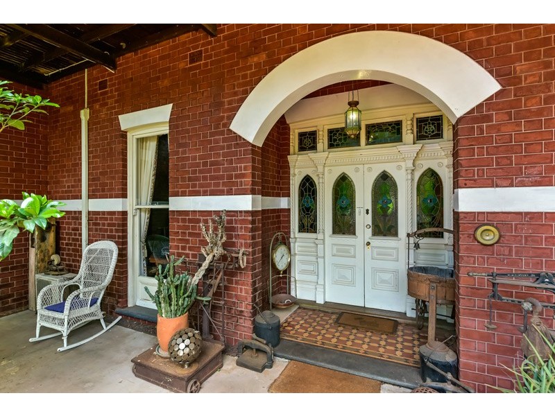 1 Earlsferry Court, Bassendean WA 6054