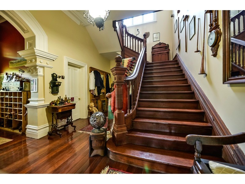 1 Earlsferry Court, Bassendean WA 6054