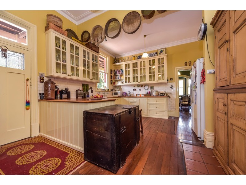 1 Earlsferry Court, Bassendean WA 6054