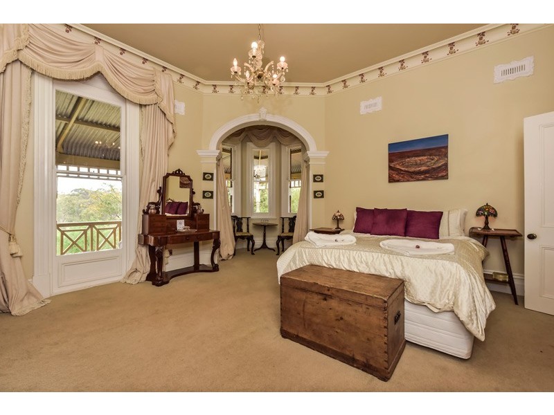 1 Earlsferry Court, Bassendean WA 6054