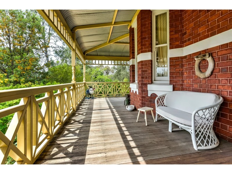 1 Earlsferry Court, Bassendean WA 6054