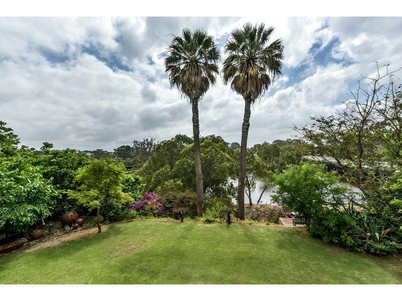 1 Earlsferry Court, Bassendean WA 6054