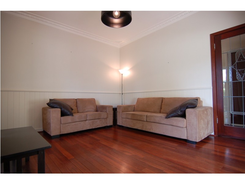 44 Swan Street, Guildford WA 6055