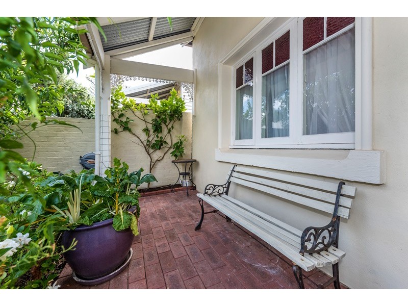 8 Stephen Street, Guildford WA 6055