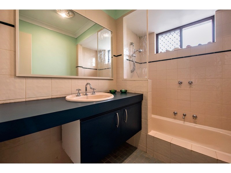 25 Helena Street, Guildford WA 6055