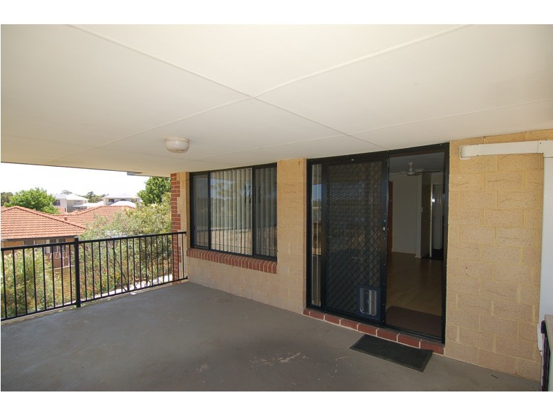 24/11 Elvire Street, Viveash WA 6056