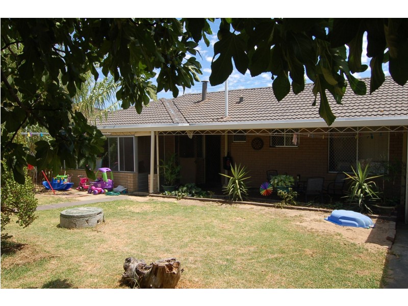 49 Spring Avenue, Midland WA 6056