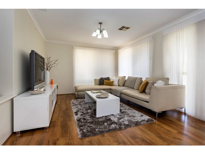 12 Janeville Place, South Guildford WA 6055