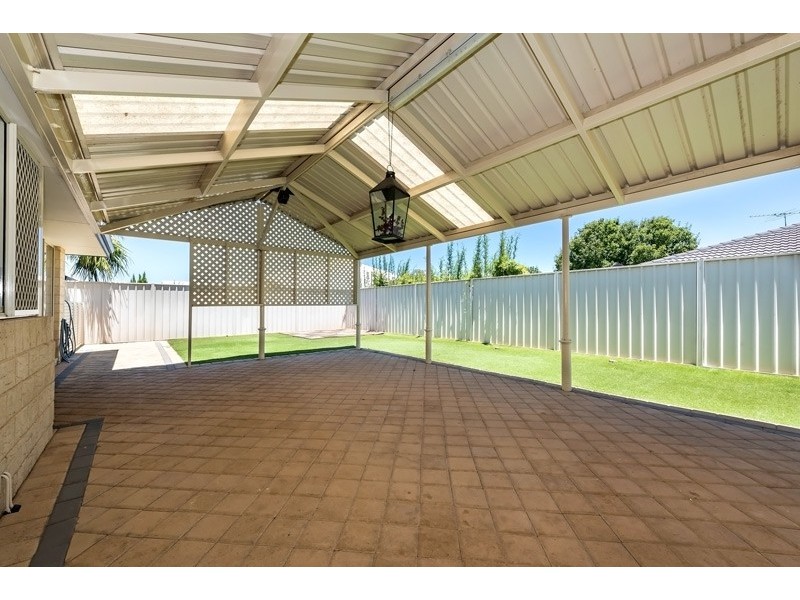 12 Janeville Place, South Guildford WA 6055