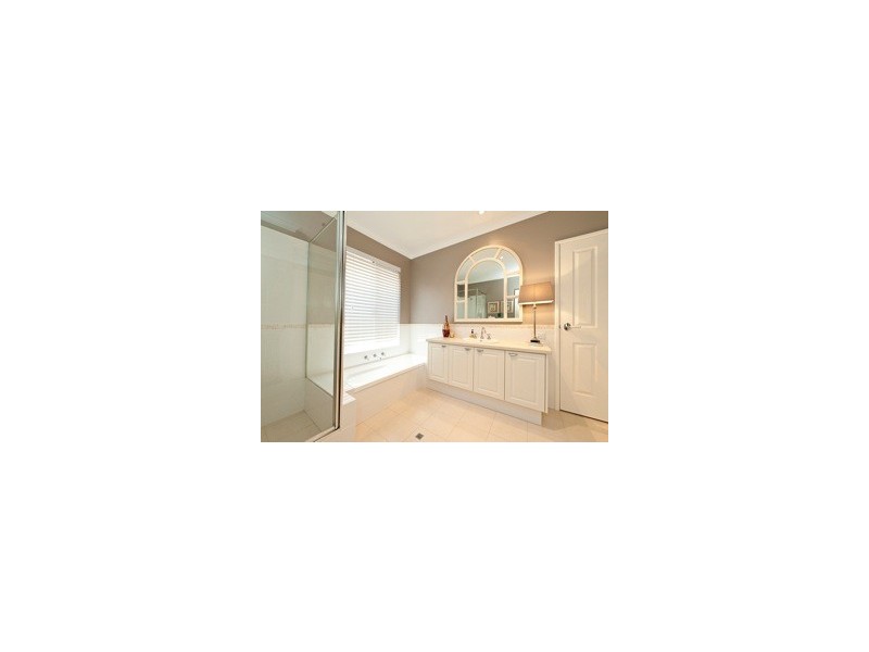 10 Cedar Pl, Mullaloo WA 6027