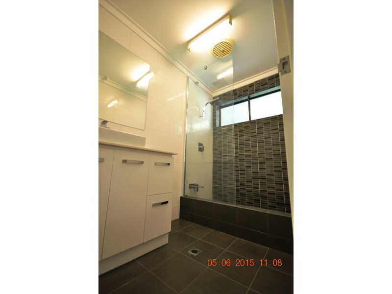 8 Northmoor Road, Eden Hill WA 6054