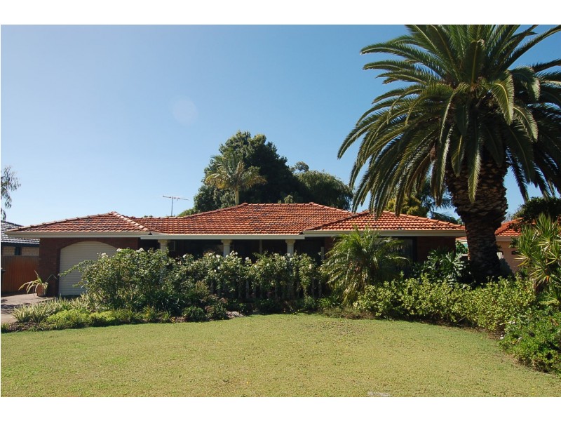 8 Northmoor Road, Eden Hill WA 6054